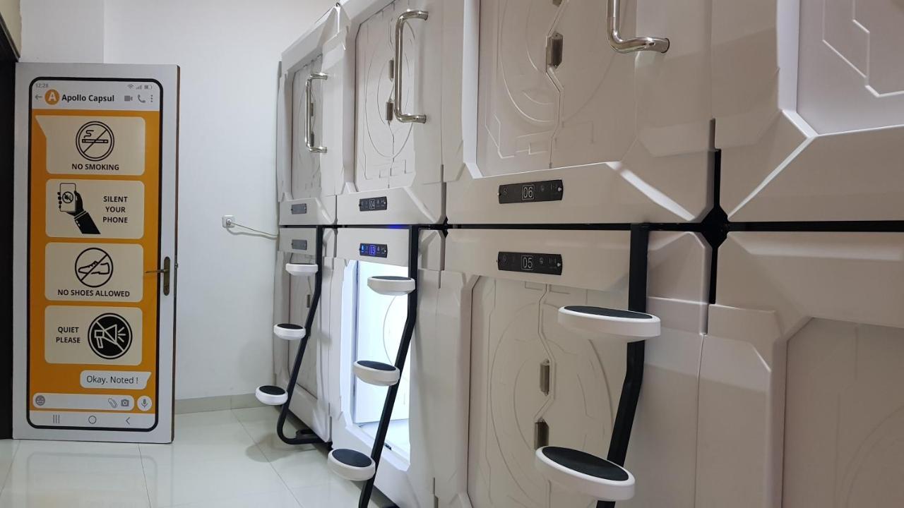 Apollo Capsule Hotel Энде Экстерьер фото