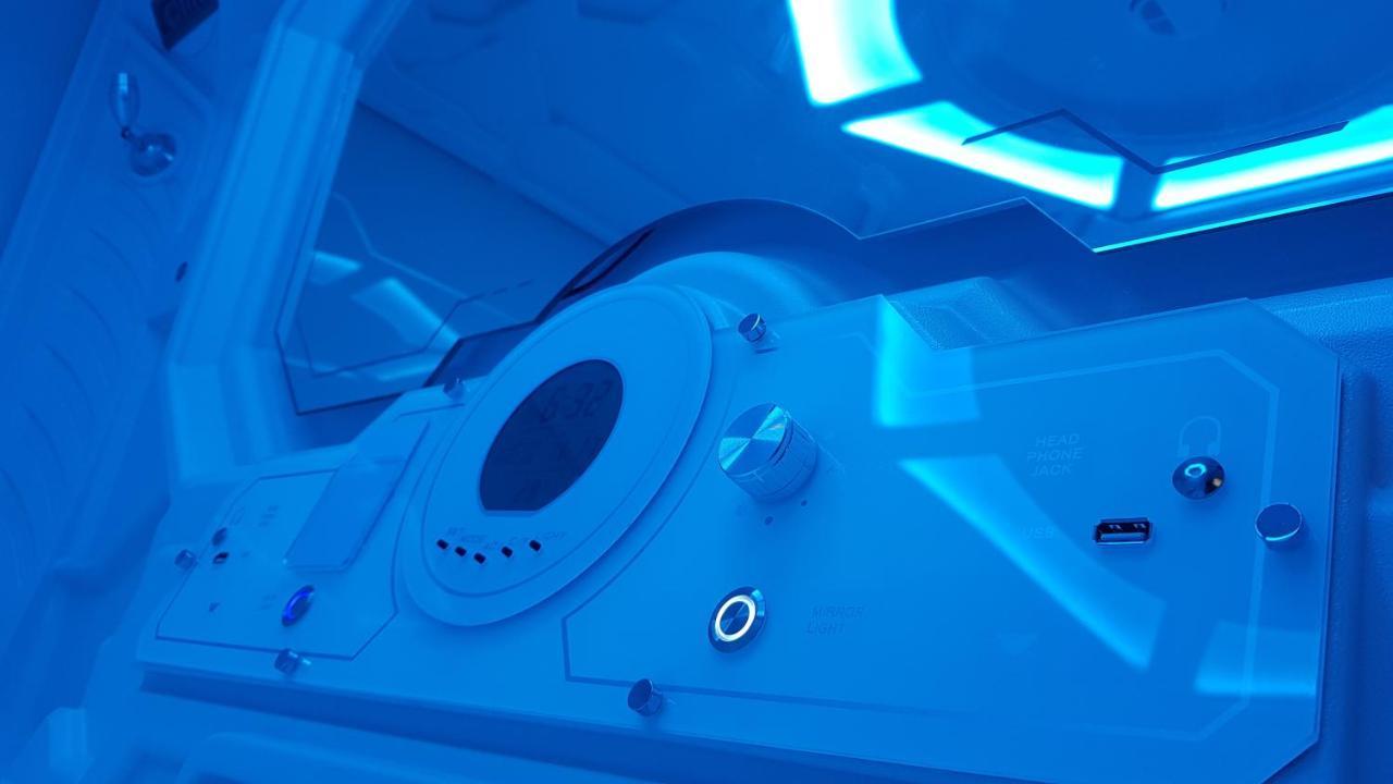 Apollo Capsule Hotel Энде Экстерьер фото